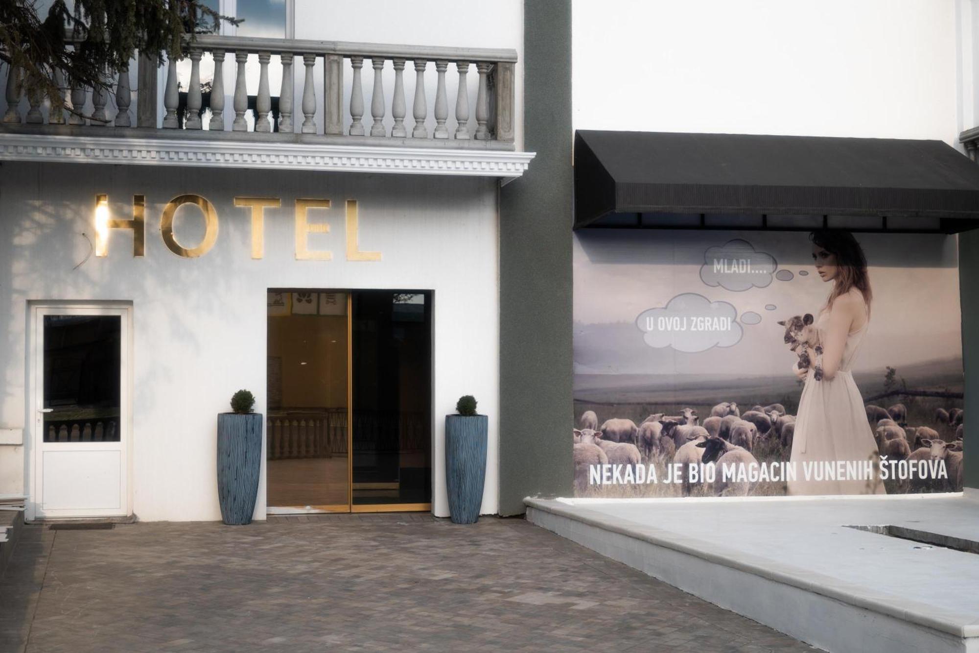 Hotel Mio City Kula エクステリア 写真