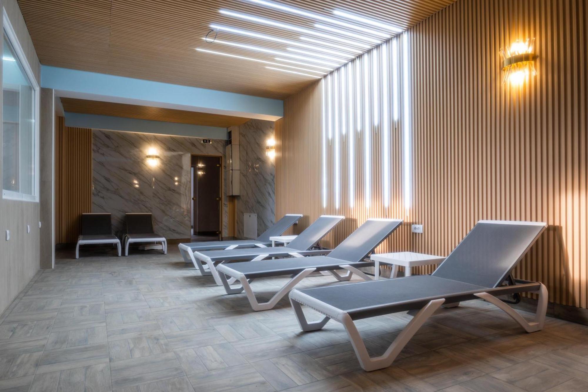 Hotel Mio City Kula エクステリア 写真