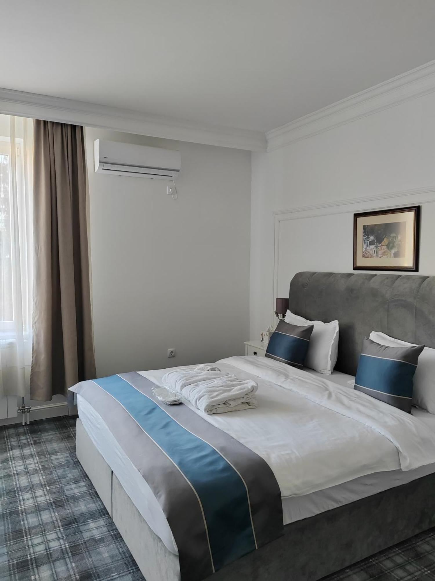 Hotel Mio City Kula エクステリア 写真